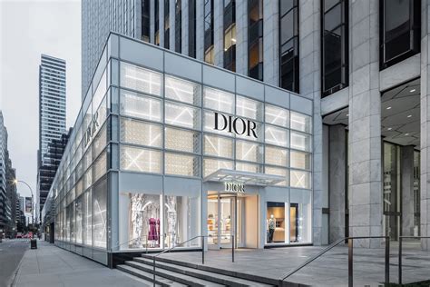 dior 5th ave hours|christian Dior nyc.